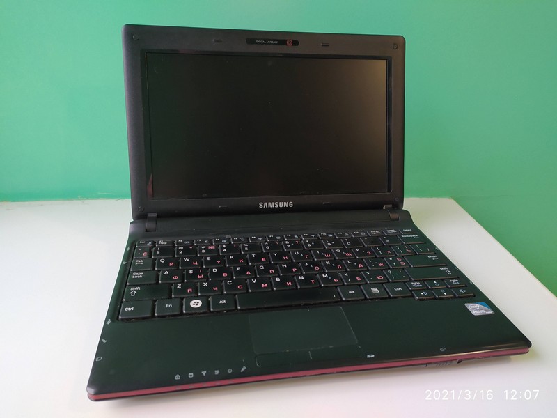 Ноутбук Samsung N143