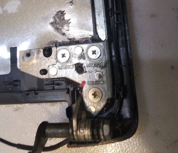 Acer N17C4 ремонт завіси