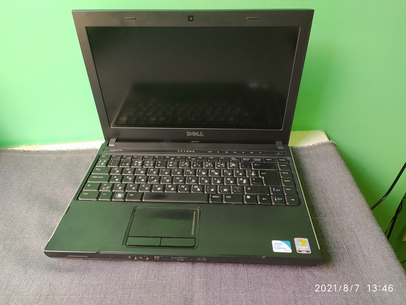 Dell Vostro 3300 не включается Dell Vostro 3300 не вмикається