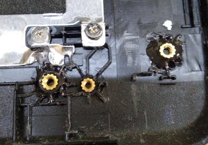 відновлені кріплення завіс HP 250 G6 