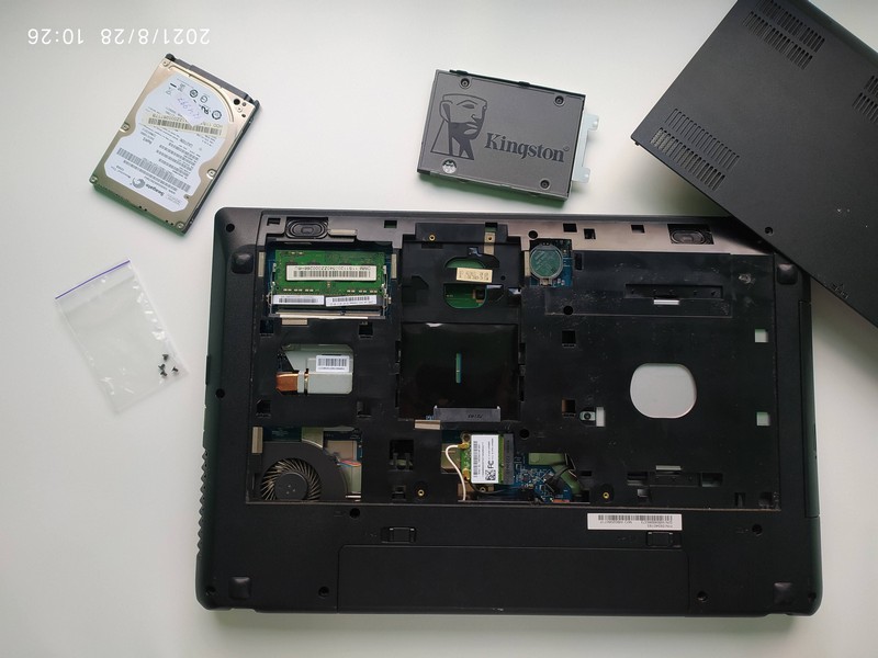 Lenovo G580 встановлення SSD Lenovo G580 установка ssd диска