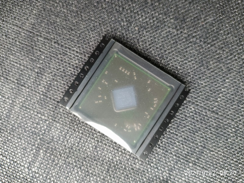 Ноутбук MSI MS-1682 відеокарта