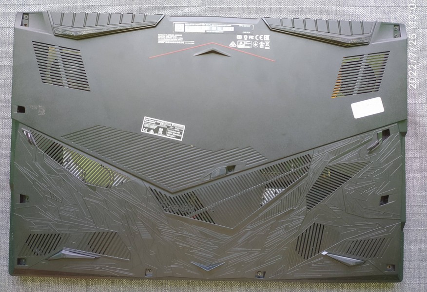 ноутбук MSI Leopard GP75-8SD MS-17E2