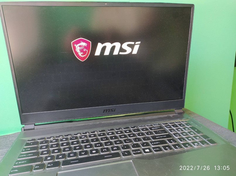 ноутбук MSI Leopard GP75-8SD MS-17E2