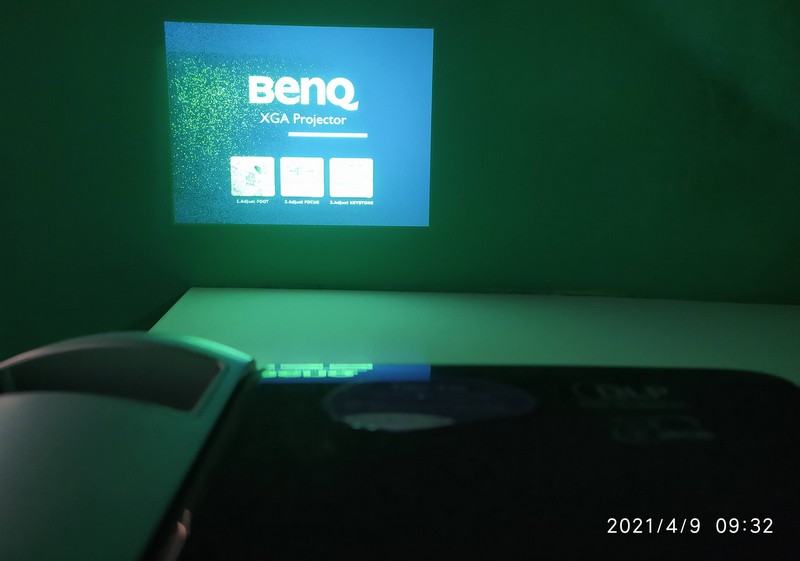 BENQ MP525P