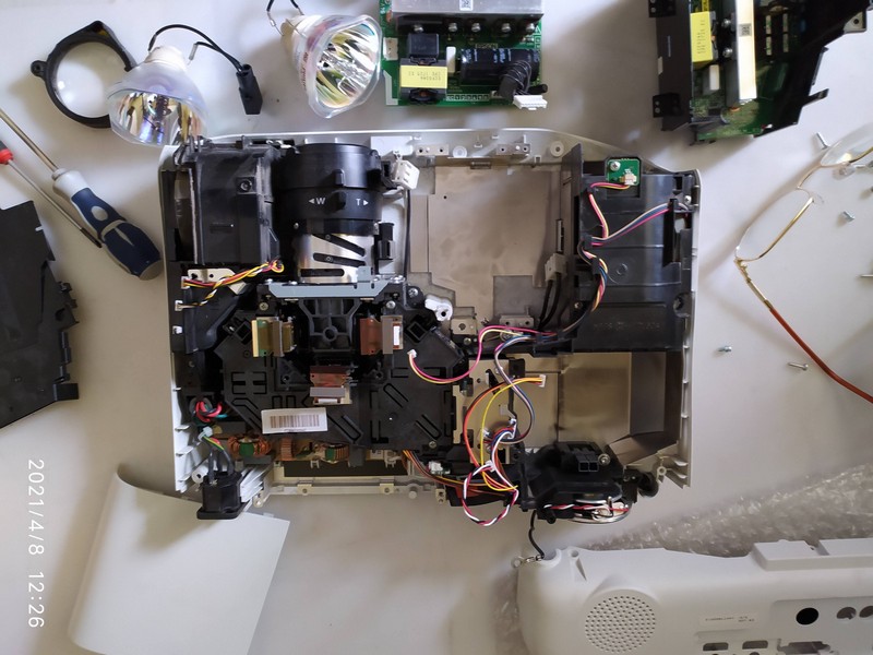 ремонт проекторів львів ремонт проекторів