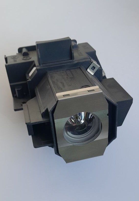 Заміна лампи в проекторі Epson EMP-TW620