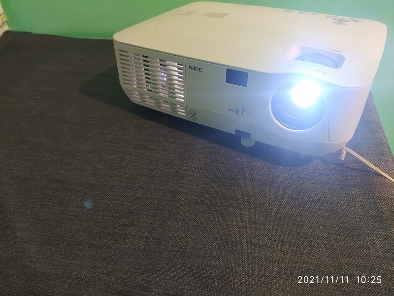 ремонт проектора NEC NP210