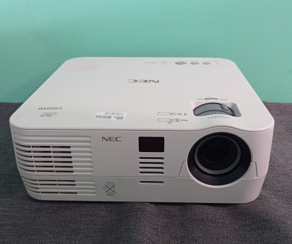 ремонт проекторів nec