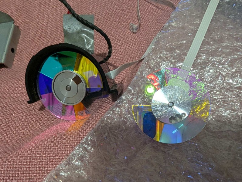 Ремонт проекторів Optoma